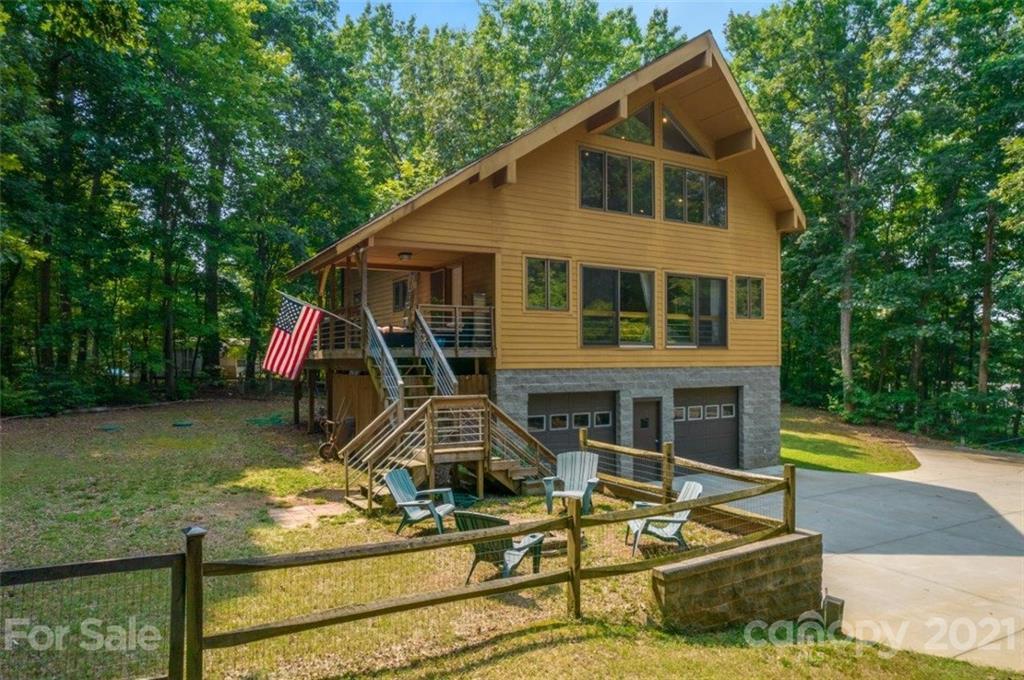 549 Lake Cir., Troutman, NC 28166