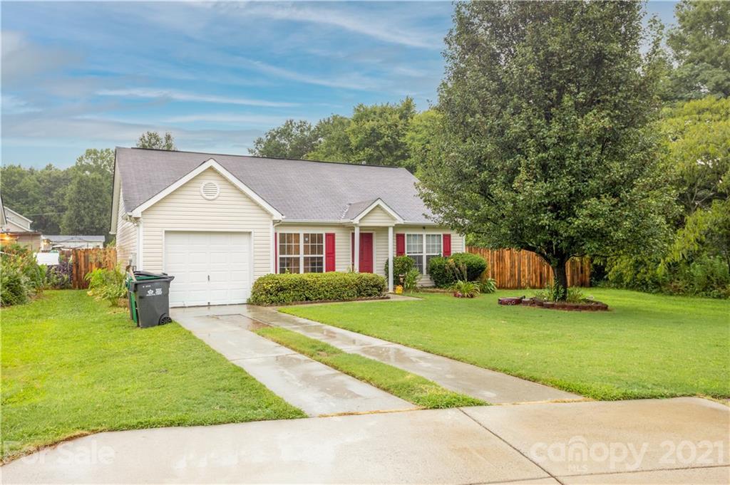 8404 Hammonds St., Charlotte, NC 28214