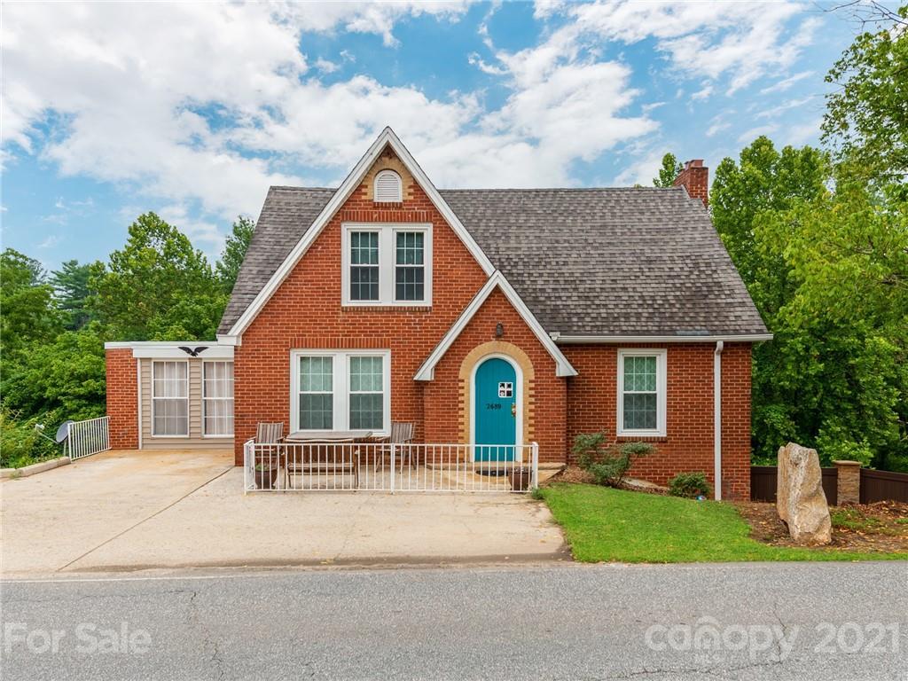 2689 Harris Henrietta Rd., Mooresboro, NC 28114