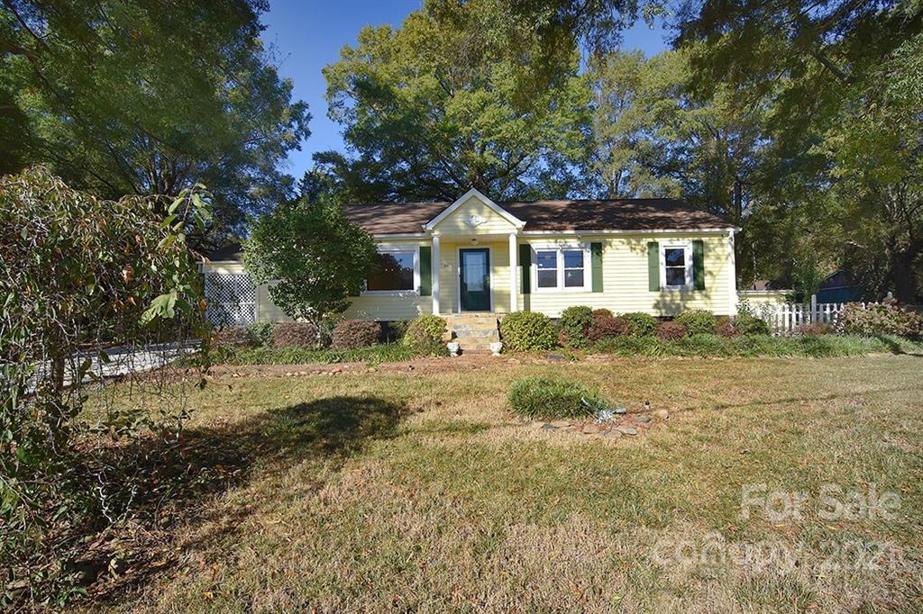 3216 Sam Wilson Rd., Charlotte, NC 28214