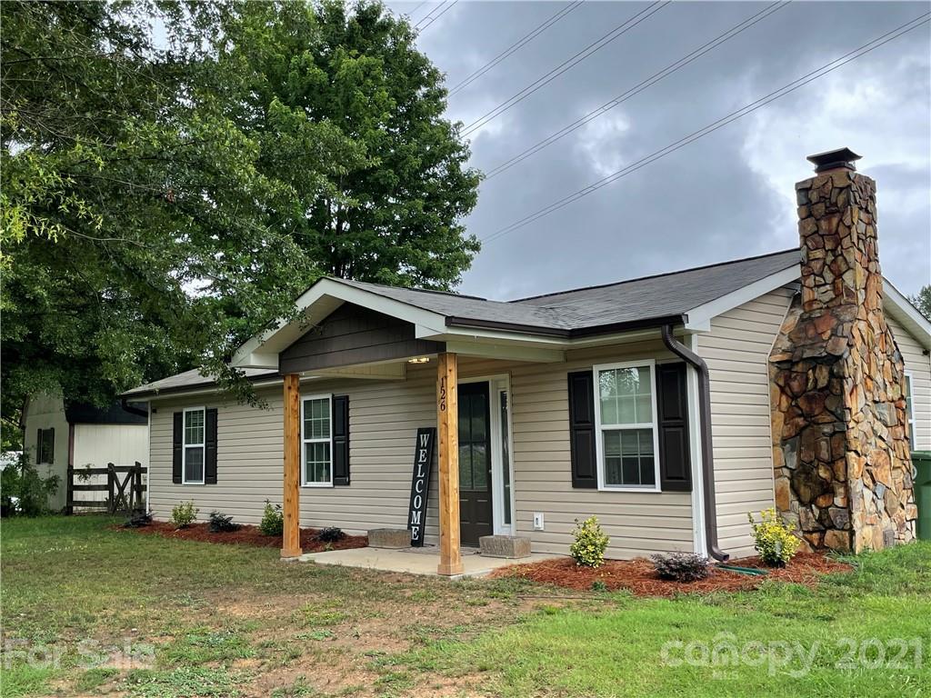 126 Smith Clemmer Rd., Mount Holly, NC 28120