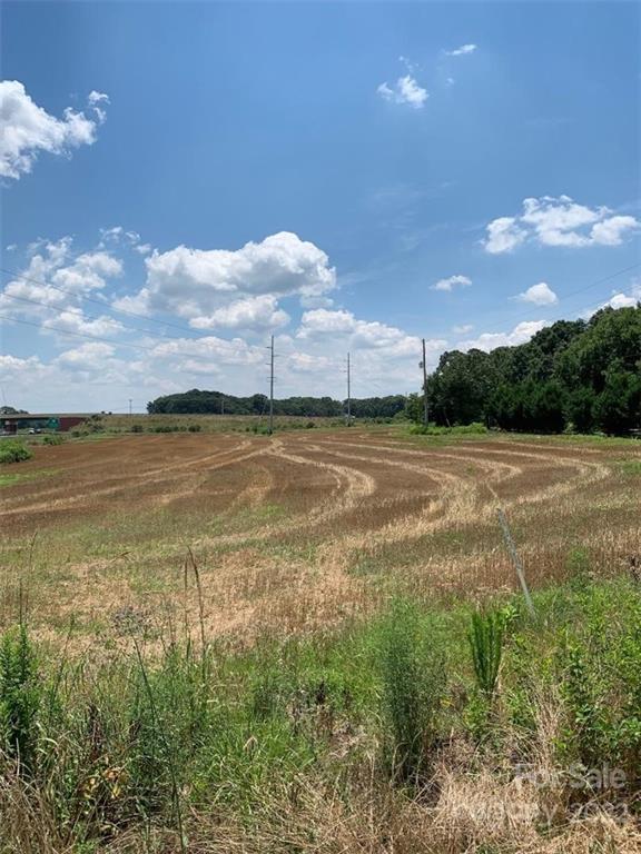 2914 Heath Davis Rd., Monroe, NC 28110