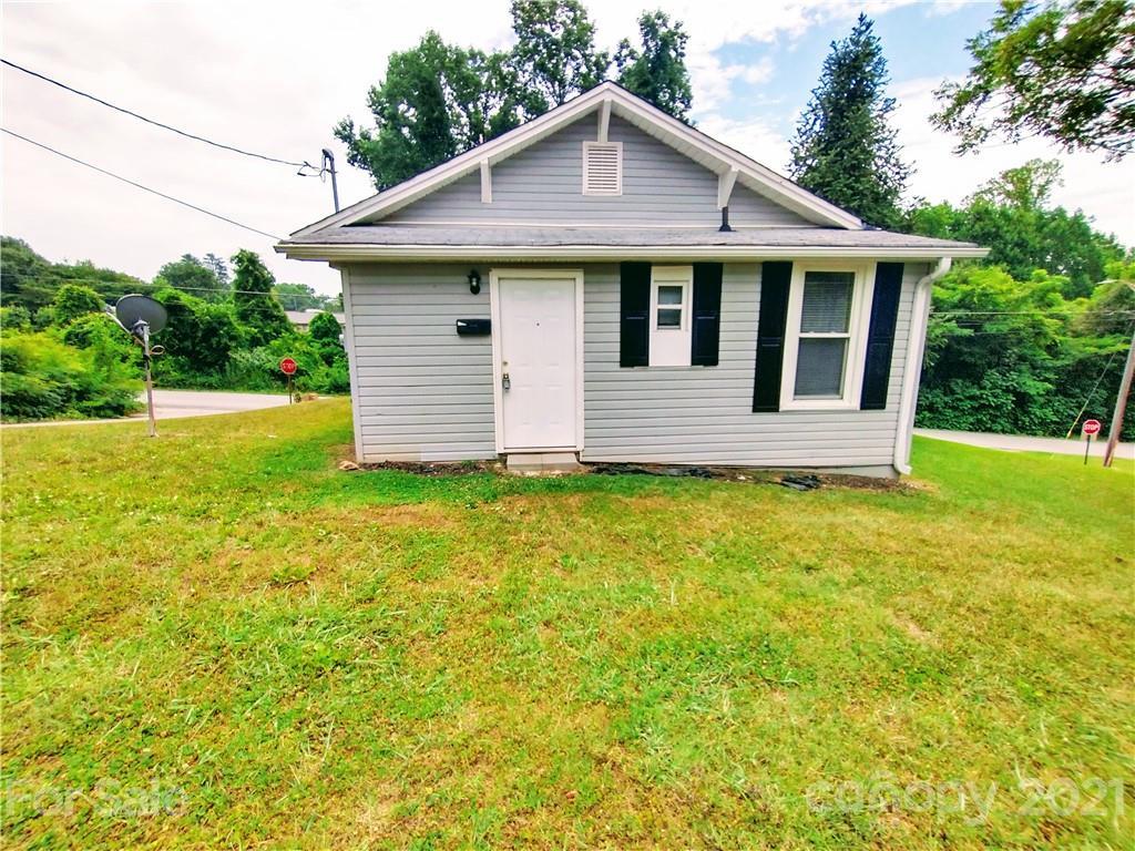 304 28th St., Hickory, NC 28602