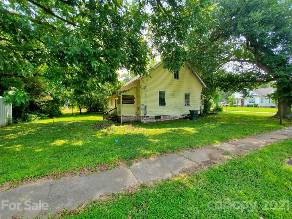 706 W 2nd Ave., Gastonia, NC 28052