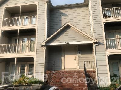 702 Glendale Dr. #H, Greensboro, NC 27406