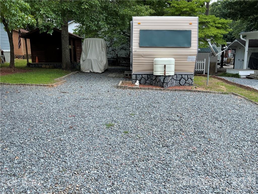 107 Pine St., New London, NC 28127