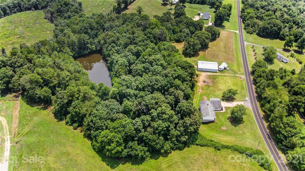 501 Lemmons Rd., Mooresboro, NC 28114