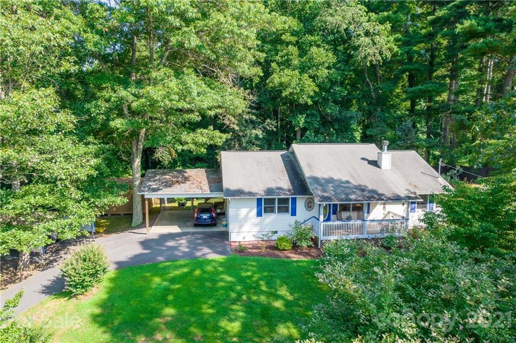 45 Apple Blossom Ln., Waynesville, NC 28786