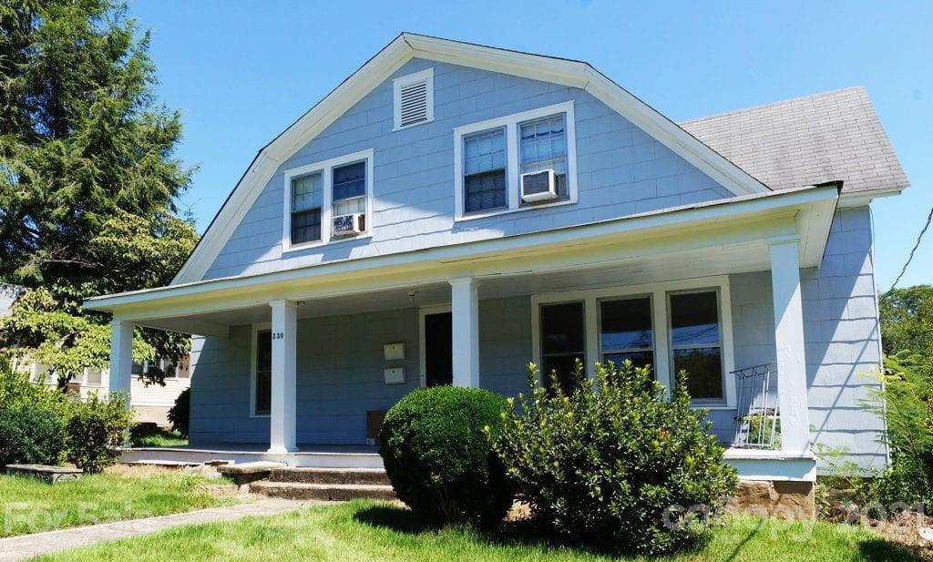 330 8th Avenue Dr., Hickory, NC 28601