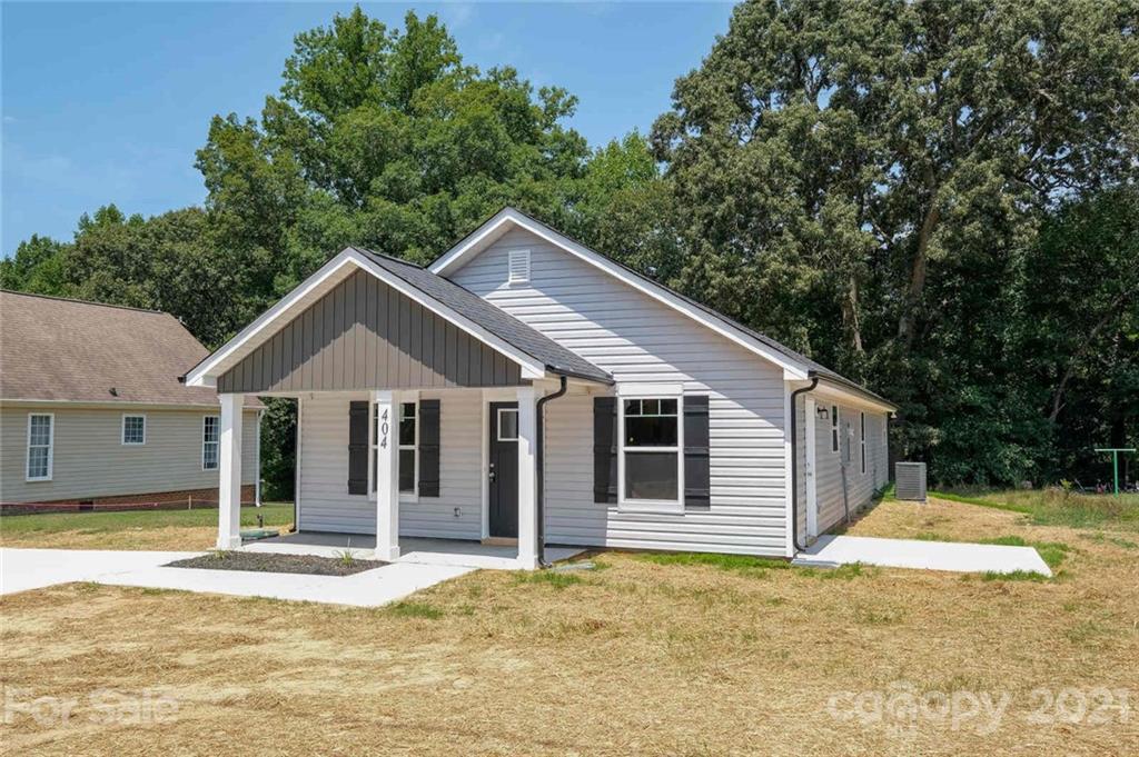 404 Locust St., Kannapolis, NC 28081