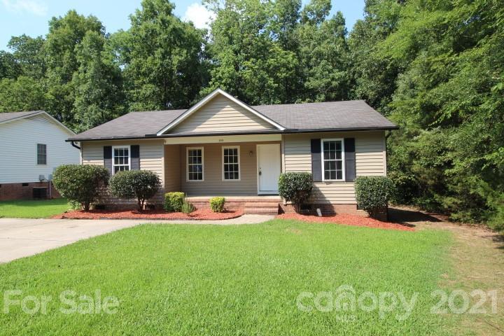 2519 Hickory Ave., Concord, NC 28027