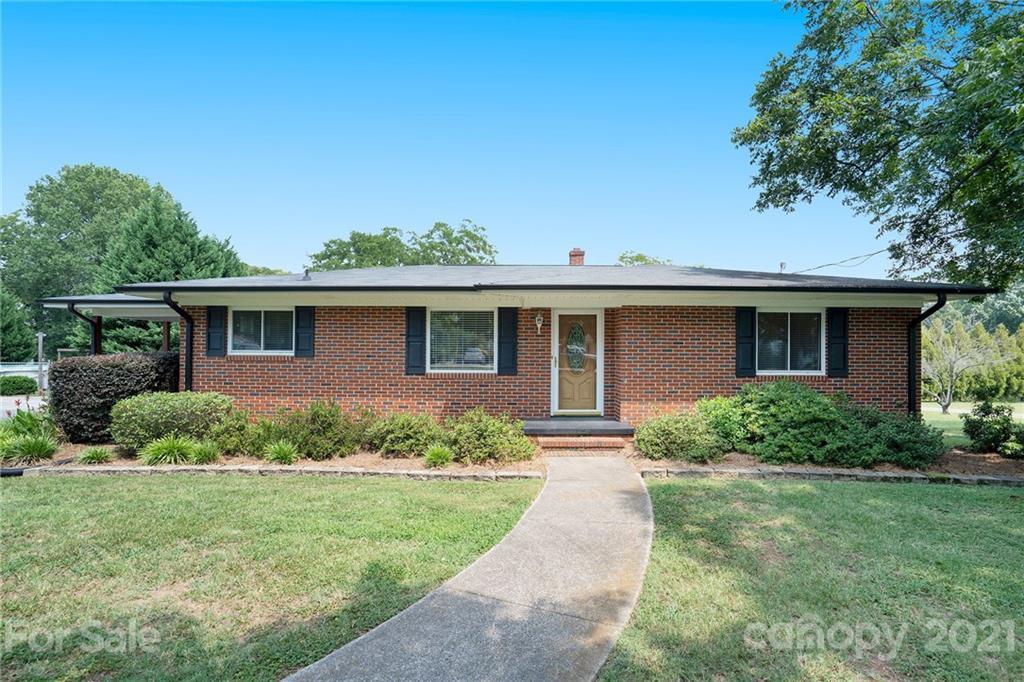 1403 Azalea Ave., Kannapolis, NC 28081