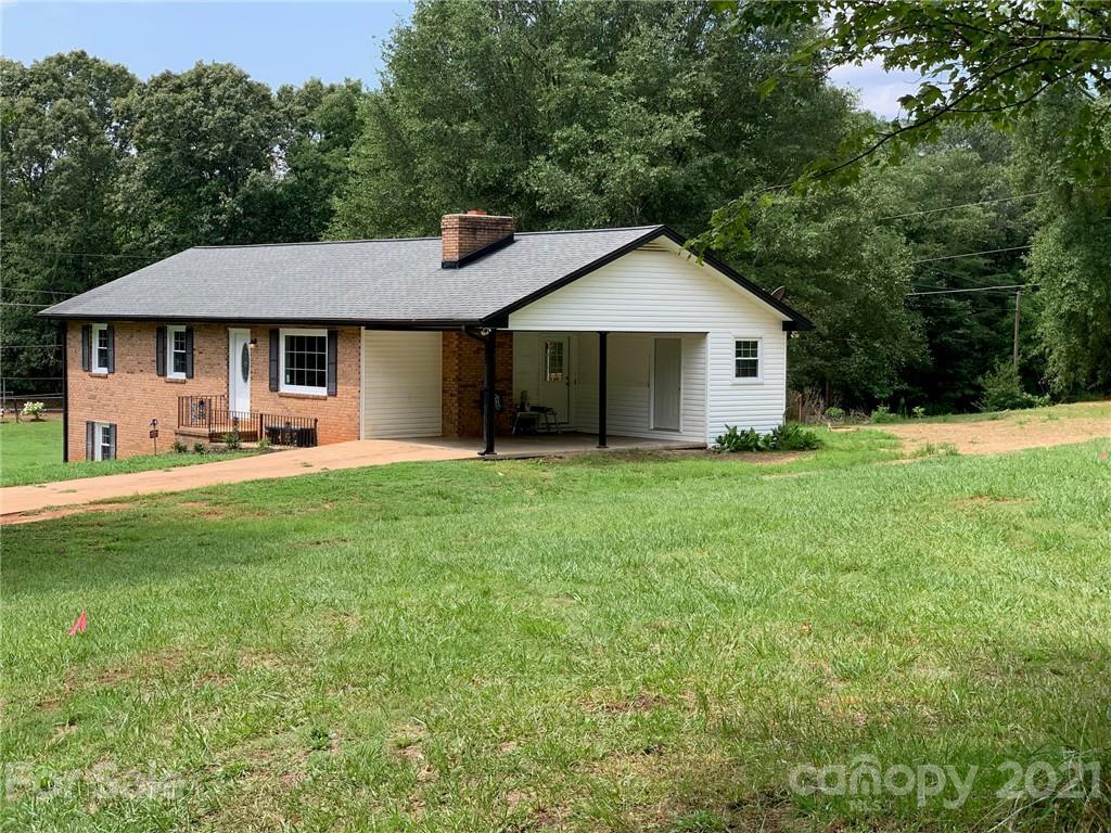 252 Seaboard Rd., Ellenboro, NC 28040