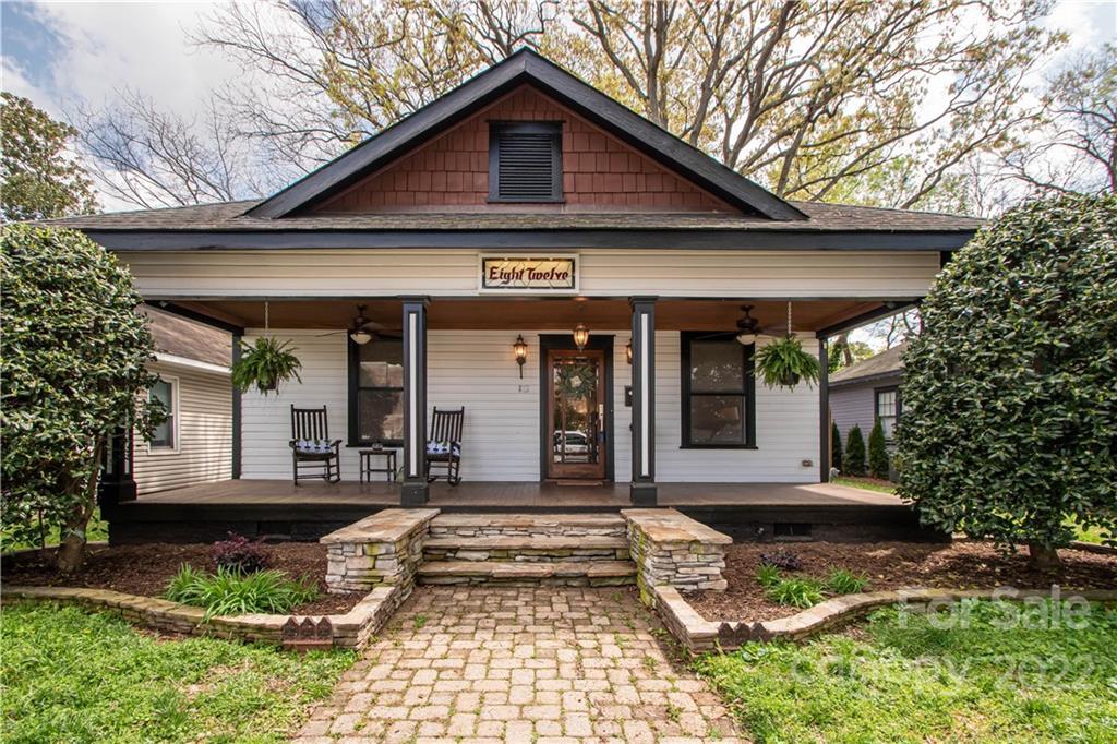 812 Cross Trail Dr., Charlotte, NC 28204