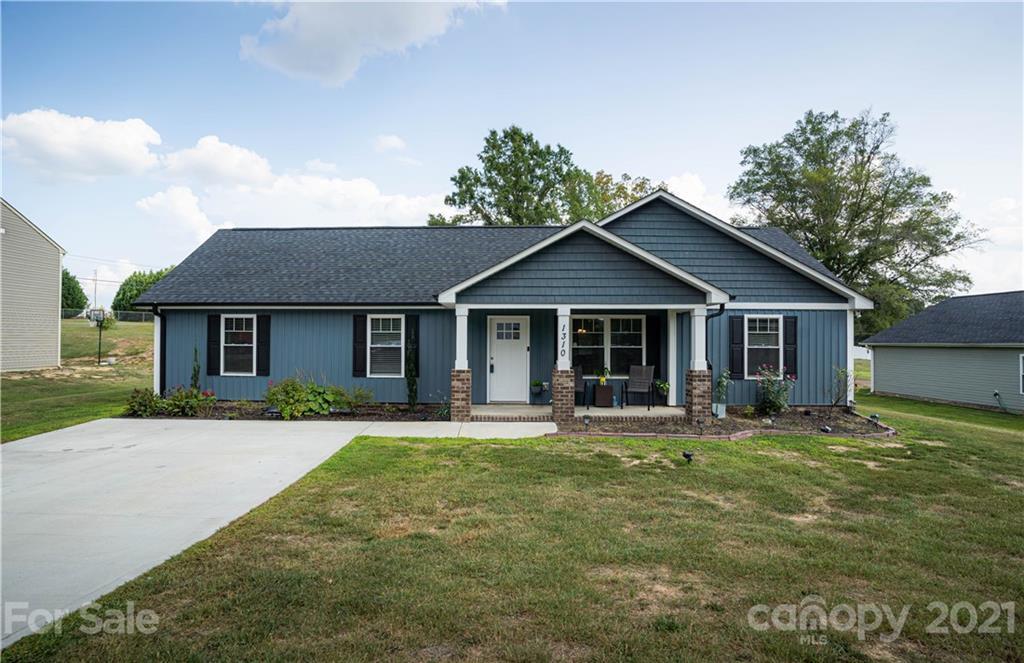1310 El Paso St., Kannapolis, NC 28083