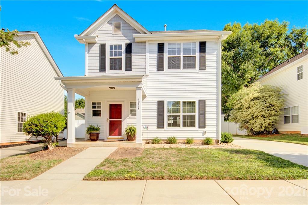 10715 Meadow Crossing Ln., Cornelius, NC 28031