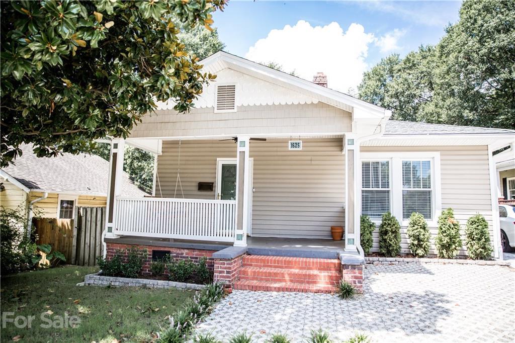 1625 Hawthorne Ln., Charlotte, NC 28205