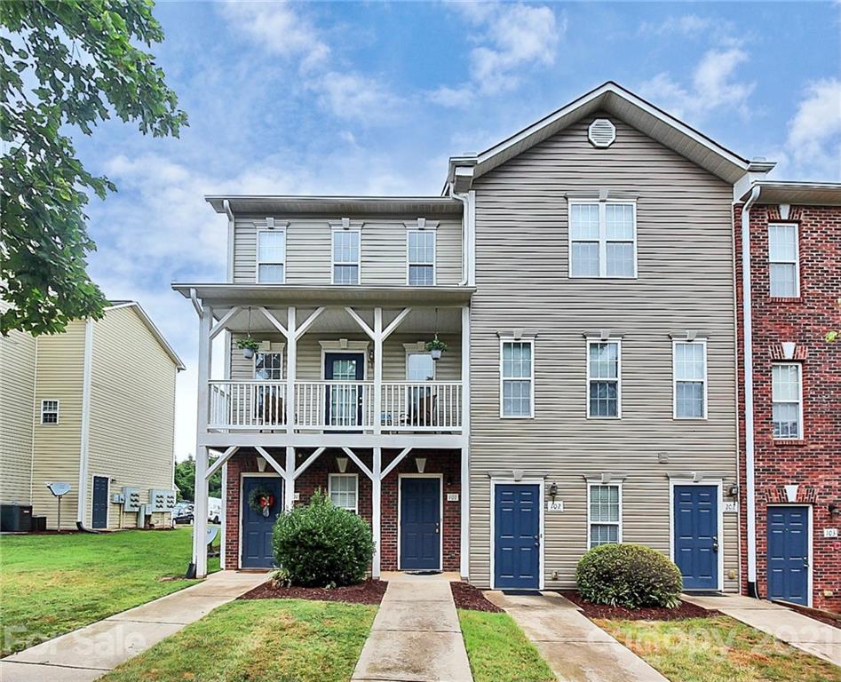 119 Steam Engine Dr. #101, Mooresville, NC 28115