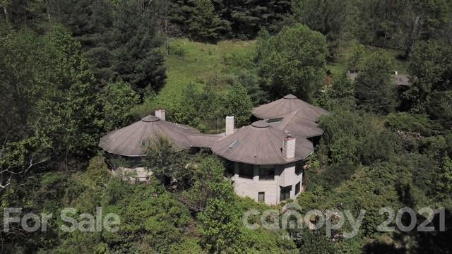 387 Spring Cove Rd., Waynesville, NC 28786