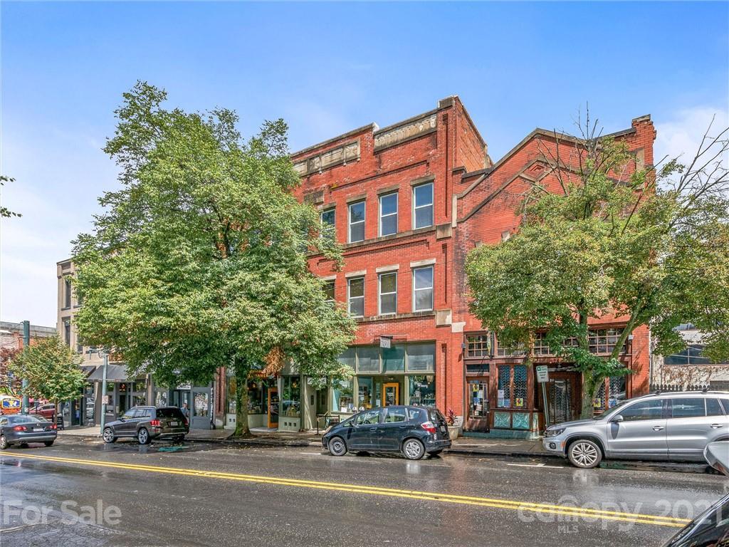 32 Broadway St. #320, Asheville, NC 28801