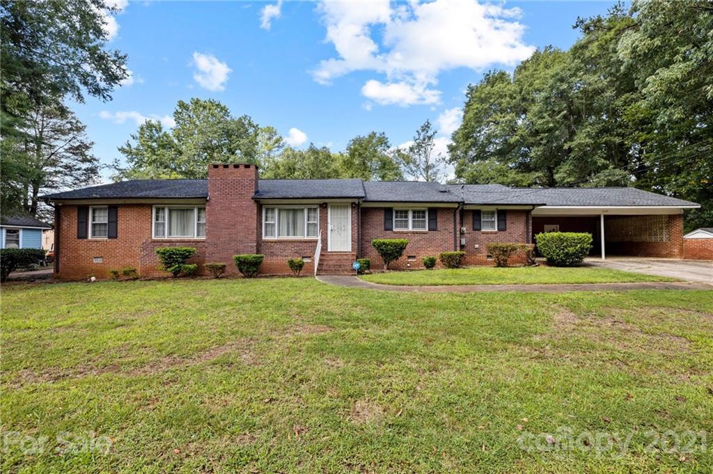2543 Darren Dr., Gastonia, NC 28054