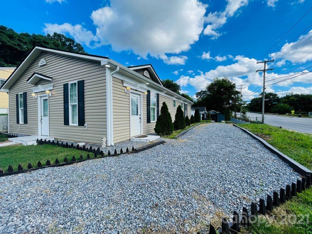 411 W Sullivan St., Gastonia, NC 28052