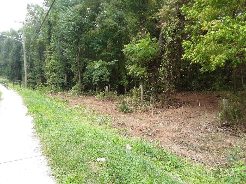 Modena St., Gastonia, NC 28054