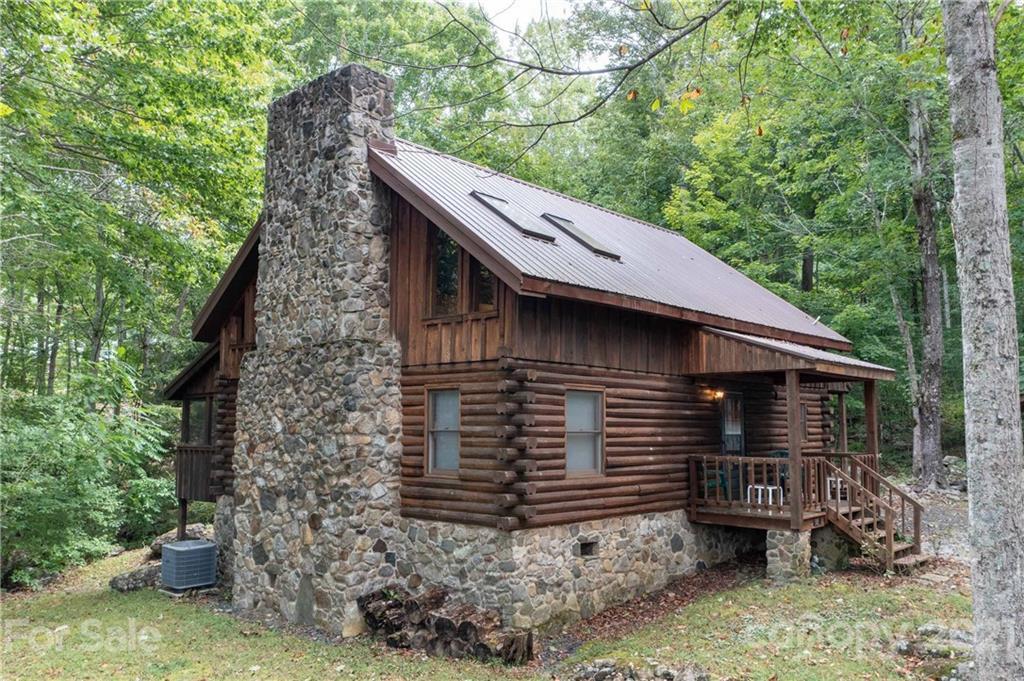 95 Will Street Rd., Bakersville, NC 28705