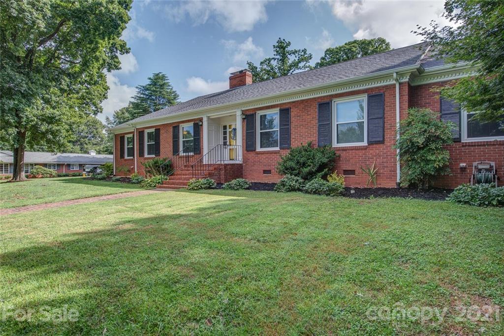 700 Torrence Dr., Gastonia, NC 28054
