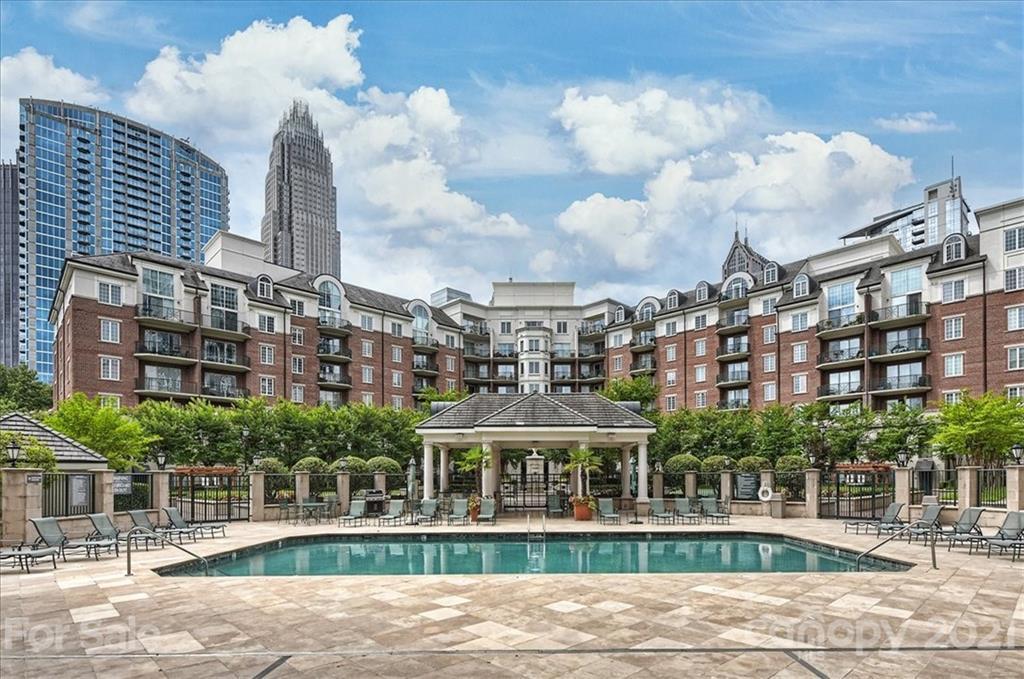 300 W 5th St. #137, Charlotte, NC 28202