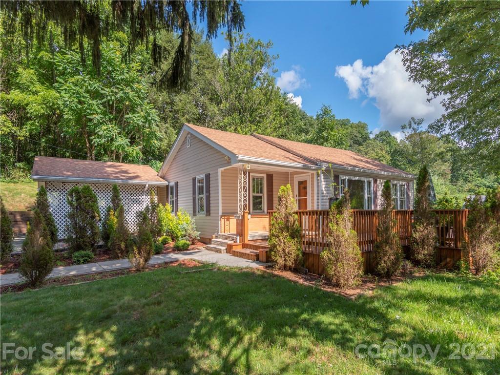 224 Barton Rd., Asheville, NC 28804