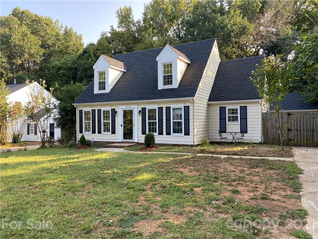 7720 Cedar Tree Ln., Charlotte, NC 28227