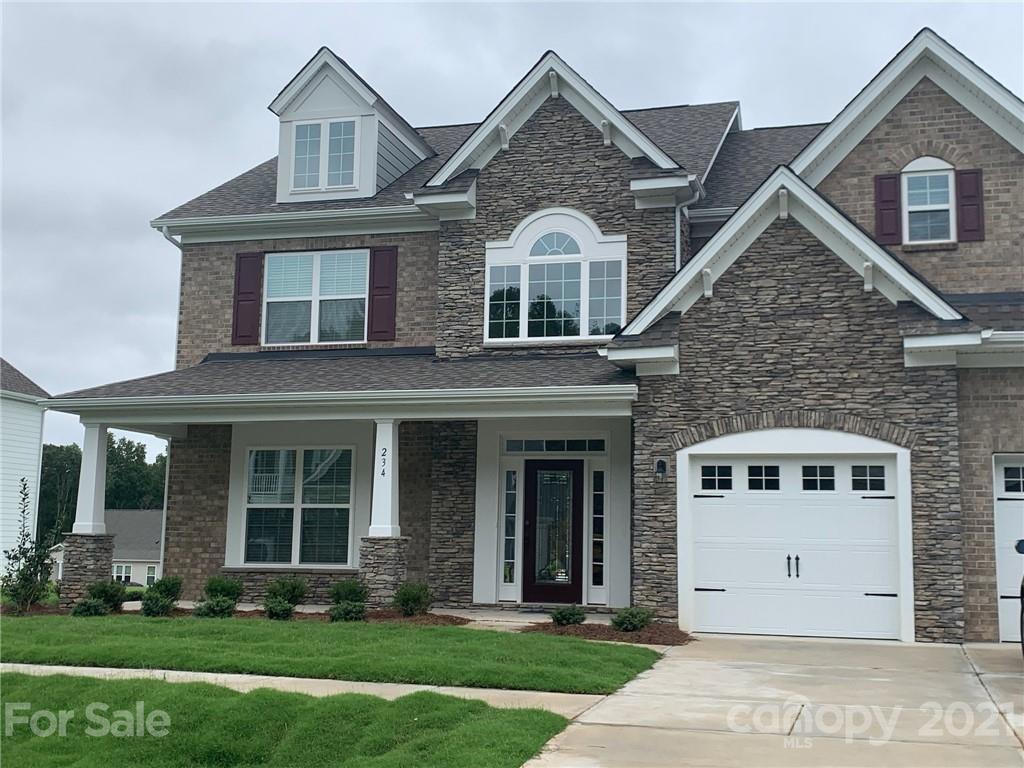 234 Bouchard Dr., Waxhaw, NC 28173