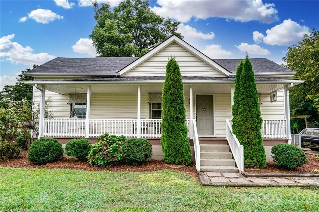 503 Woodlawn Ave., Mount Holly, NC 28120