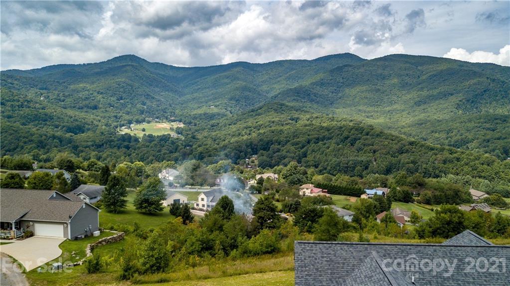 TBD Macintosh Dr., Waynesville, NC 28786