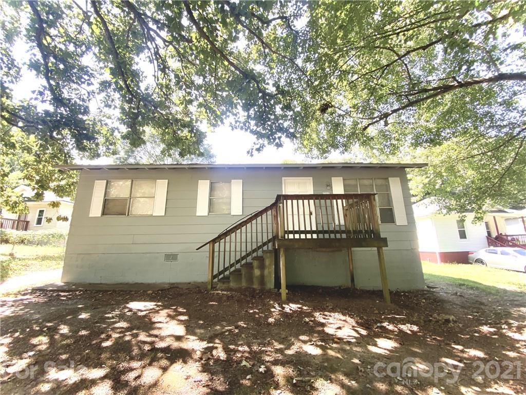 2031 S Pine Dr., Gastonia, NC 28054