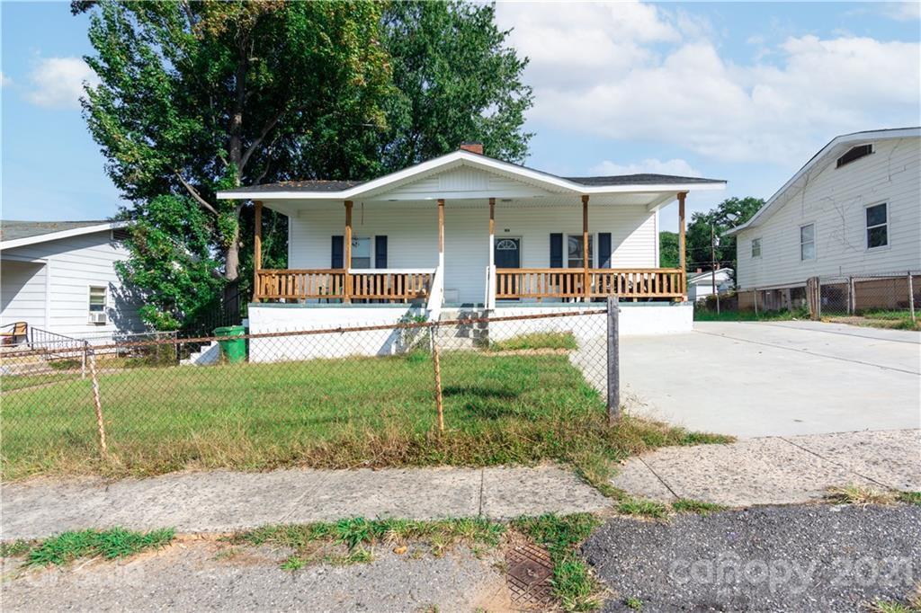 103 Dellinger Ave., Gastonia, NC 28054