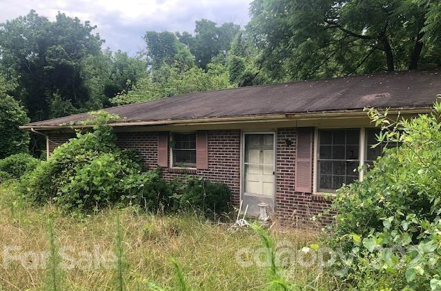 109 New Hope Rd., Rutherfordton, NC 28139