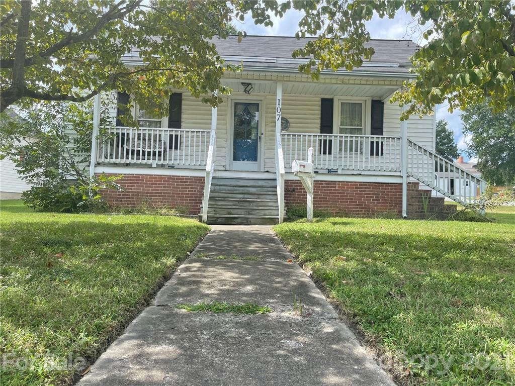 107 East Ave., Kannapolis, NC 28083