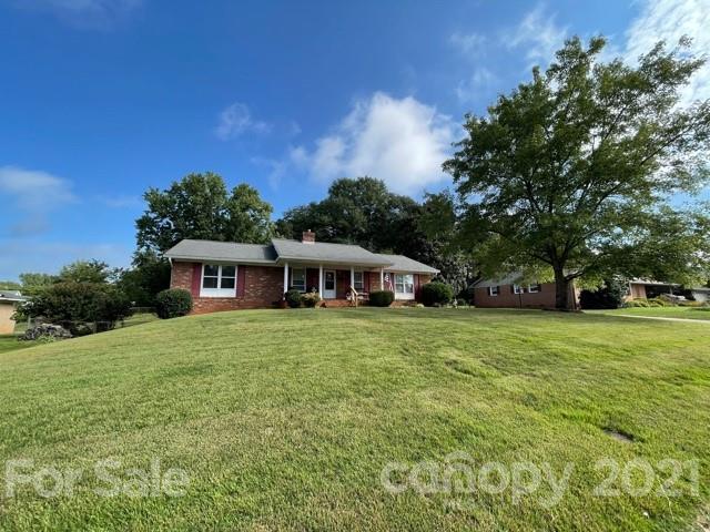 121 Windover Dr., Forest City, NC 28043