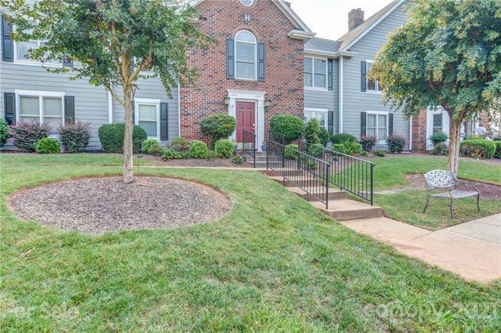 1699 Robinwood Rd., Gastonia, NC 28054
