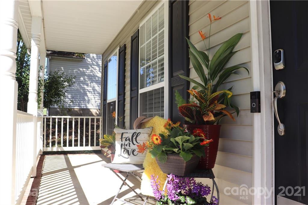2000 Mallard Woods Pl., Charlotte, NC 28262