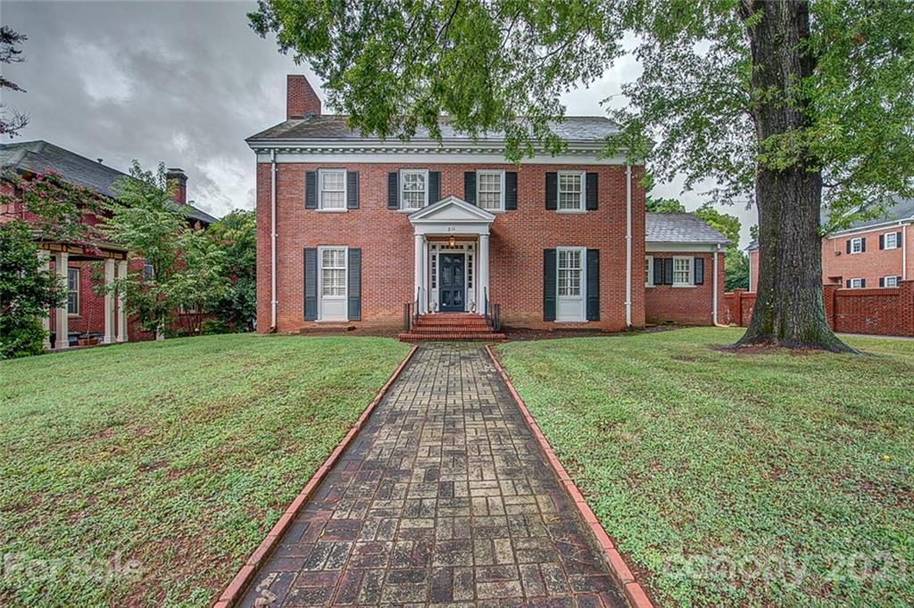 311 S York St., Gastonia, NC 28052