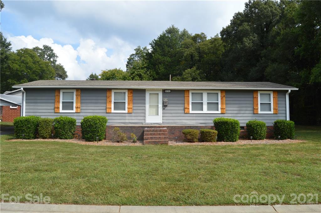 414 Ogburn St., Mooresville, NC 28115