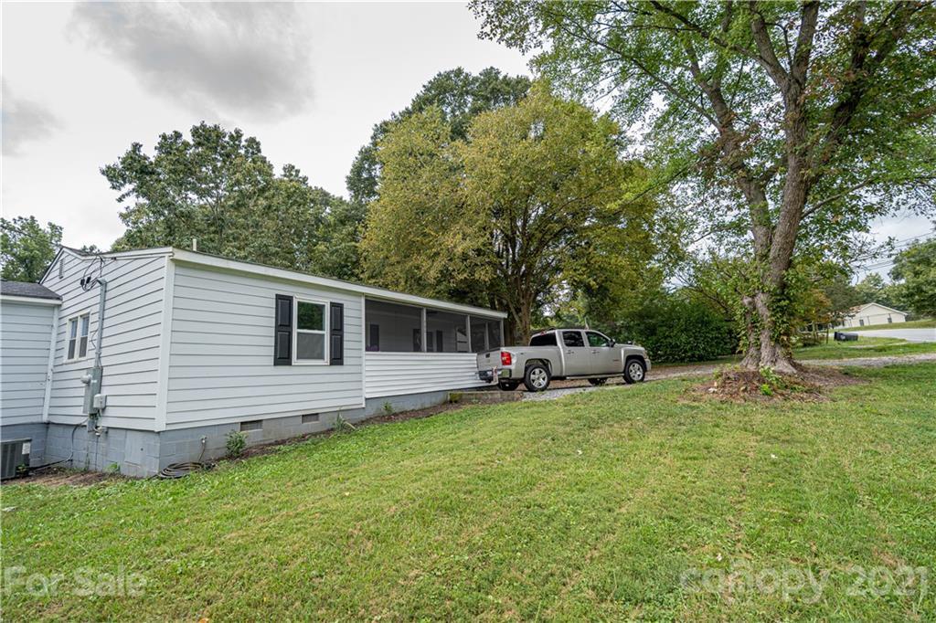 700 E Chestnut St., Stanley, NC 28164