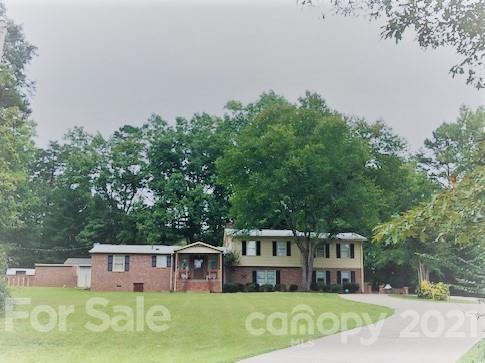 323 Fairforest Dr., Rutherfordton, NC 28139