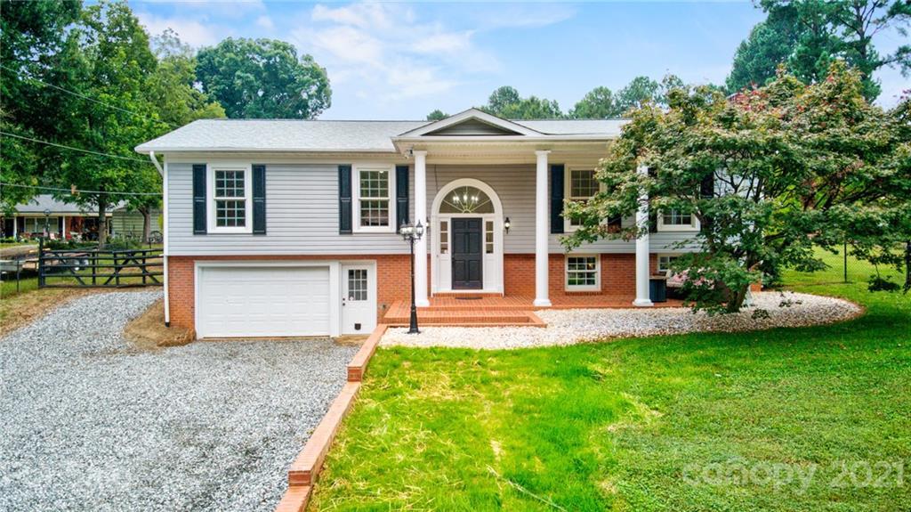 7911 Barkley Rd., Sherrills Ford, NC 28673