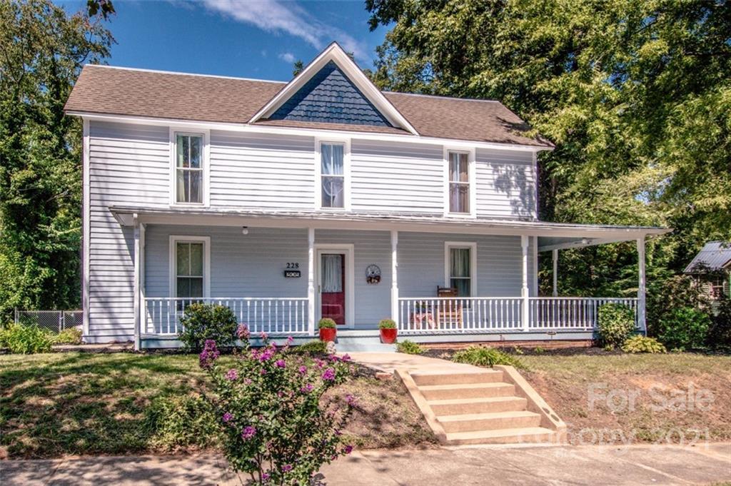 228 Bell St., Statesville, NC 28677