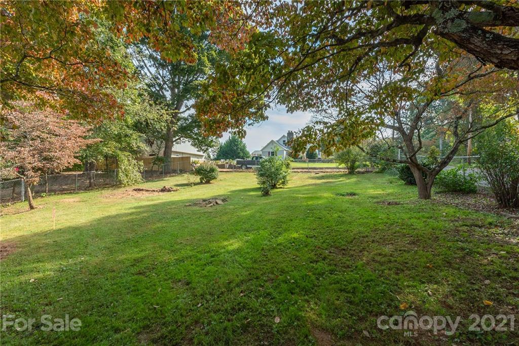 88 Winston Ave., Asheville, NC 28803