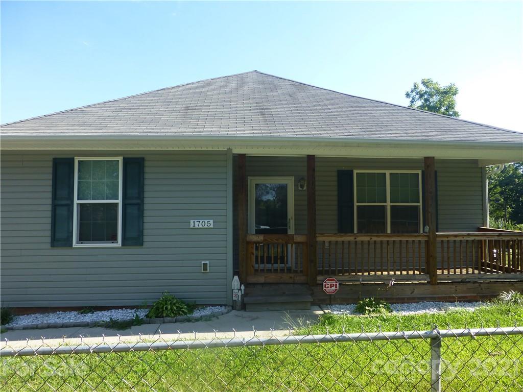 1705 Parkdale Ave., Gastonia, NC 28052